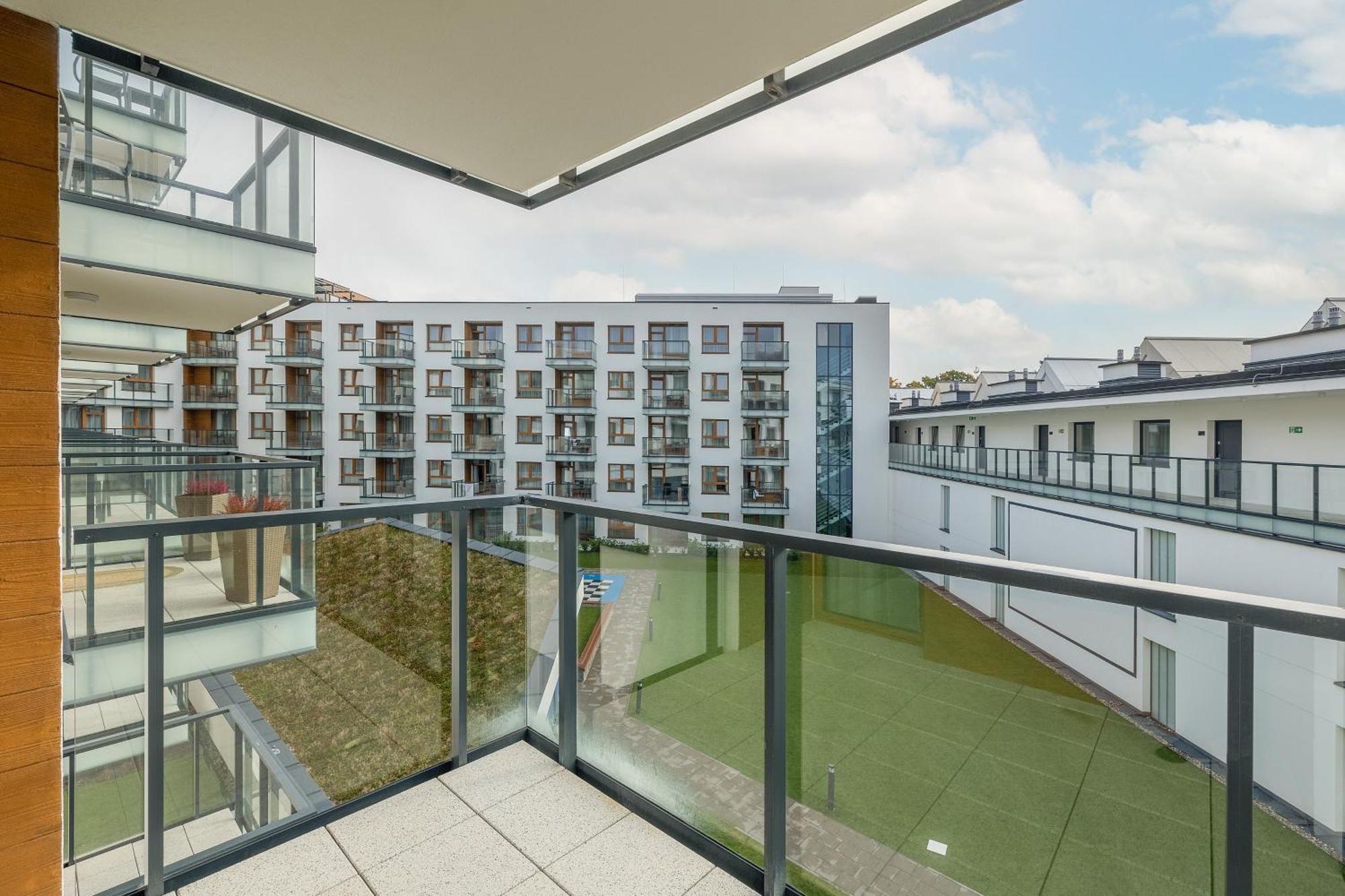 Sun & Beach Apartments Bel Mare With Parking By Noclegi Renters Miedzyzdroje Exterior photo